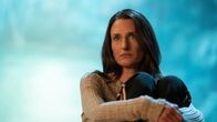 Killing Eve – Hélènes (Camille Cottin) Jagd nach den "Zwölf" geht weiter. Sie hat bereits ihr nächstes Ziel vor Augen.