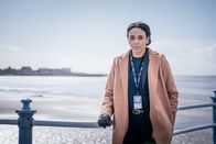 The Bay – DS Jenn Townsend (Marsha Thomason) wurde frisch aus Manchester zur Polizeieinheit nach Morecambe Bay versetzt.