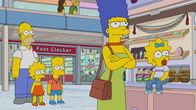 Die Simpsons – "Die Simpsons", "Kristallblaue Versuchung." Ausgerechnet als Bart dringend ein Mittel gegen ADHS braucht, streicht Mr. Burns aus budgetären Gründen die Krankenversicherung für die Kinder seiner Angestellten. In ihrer Not steigt Marge auf Heilkristalle für ihren Sohn um. Wider Erwarten hat sie damit anscheinend auch großen Erfolg. Beflügelt von der magischen Wirkung der Steine beschließt Marge kurzerhand, ganz groß in den Esoterik-Kristallhandel einzusteigen.