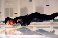 Mission: Impossible – Dem Top-Agenten Ethan Hunt (Tom Cruise) gelingt es, bis in den Hochsicherheitsraum des Zentralcomputers im CIA-Hauptquartier in Langley zu gelangen ...