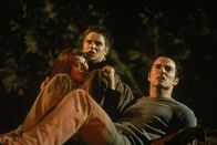 Final Destination – Auf dem Weg zur "final destination": Alex (Devon Sawa, M.), Clear (Ali Larter, l.) und Carter (Kerr Smith, r.) ...