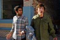 30 Minuten oder weniger – 30 Minuten oder weniger Als Verbrecher überfordert: Aziz Ansari als Chet, Jesse Eisenberg als Nick Copyright: SRF/2011 Columbia TriStar Marketing Group, Inc.
