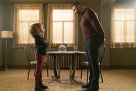 Der Spion von nebenan – Sophie (Chloe Coleman), JJ (Dave Bautista)