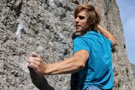 Bergwelten – René Barth beim Bouldern