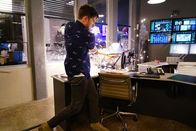 Ghosted – Ghosted Staffel 1 Folge 6 Analoge Lösung für ein digitales Problem: Adam Scott als Max Jennifer Copyright: SRF/2017 Fox