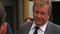 Brake - Ausgeliefert – Präsident Ben Reynolds (Tom Berenger).