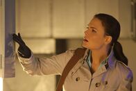 Bones - Die Knochenjägerin – BU: Dr. Temperance "Bones" Brennan (Emily Deschanel)BB: achte Staffel, OT: The Gurk in the Garage Bones_Ep715_The_gunk_in_the_garage_sc_26_0094