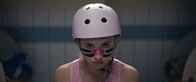 Derby Girl – Lola Bouvier (Chloé Jouannet) ist sehr ehrgeizig und sie möchte mit ihren Derby Girls den "Moon-Derby-Cup" gewinnen.