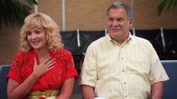 The Goldbergs – L-R: Beverly Goldberg (Wendi McLendon-Covey) and Murray Goldberg (Jeff Garlin)