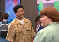 Fresh off the Boat – Eddie Huang (Hudson Yang, l.); Trent (Trevor Larcom, r.)