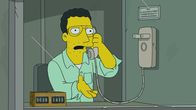 Die Simpsons – "Die Simpsons", "San Castellaneta." Während eines Straßenfestes zu Ehren der italienischen Kultur ereignen sich mehrere Diebstähle. Homer soll mithelfen, die Übeltäter zu schnappen. Sein Hintern ist der größte in der Stadt und bietet somit den idealen Köder für Taschendiebe, die es auf Geldbörsen in Gesäßtaschen abgesehen haben. Kurzerhand wird Homers Brieftasche mit einem Peilsender versehen. Das ausgeklügelte Manöver läuft jedoch rasch aus dem Ruder.