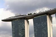 Stadt Land Kunst – Die Sehnsucht nach dem alten Singapur, das von einem modernen kapitalistischen Stadtstaat verschlungen wurde, ist Thema der Graphic Novel „The Art of Charlie Chan Hock Chye“ von Sonny Liew.