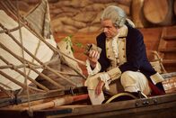 Sketch History – Matthias Matschke als Capitain William Bligh.