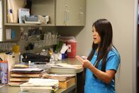 Dr. Pimple Popper – Taylore is being prepped for her procedure with Dr. Sandra Lee.
