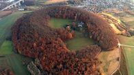 Pulverfass Vulkaneifel – Der Bausenberg ist Deutschlands schönster Hufeisenvulkankrater.