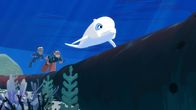 Zoom - Der weiße Delfin – Zoom (r.), Yann (l.) und Onkel Patrick (M.) suchen unter Wasser nach dem Leck in einer Unterwasser-Ölpipeline. Sie haben zuvor Ölflecken auf der Wasseroberfläche entdeckt, die auf auslaufendes Öl hindeuten.