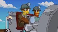 Die Simpsons – Was ist nur mit Mr. Burns (l.) los?