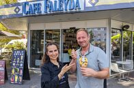Tobis Städtetrip – Tülay (li.) von Cafe Felayda und Tobias Kämmerer.