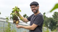 Garten & Lecker – Thomas Deckert baut in seinem Garten alte Obst- und Gemüsesorten an.
