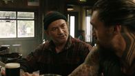 Aquaman – Thomas Curry (Temuera Morrison, l.); Arthur Curry / Aquaman (Jason Momoa, r.)