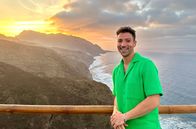 Wunderschön! – WDR Fernsehen WUNDERSCHÖN! DIE KAPVERDEN - TRAUMZIEL IM ATLANTIK Uhr. Die Kapverden vor der Küste Afrikas sind in den vergangenen Jahren immer beliebter geworden. Unter Rucksackreisenden gelten die Kapverdischen Inseln zu recht als Geheimtipp im Atlantik, das Vielfalt, Kultur und natürliche Schönheit bietet. Wunderschön-Reporter Ramon Babazadeh begibt sich auf Inselhopping und besucht 3 Kapverdische Inseln, die unterschiedlicher nicht sein könnten.