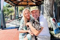 Auf und davon – Auf und davon Staffel 16 Folge 3 Patrick Lo Giudice und Sabina Kilchenmann haben sich den Traum vom Auswandern erfüllt. 2025 Copyright: SRF