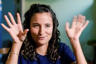 DOK – SRF DOK Systemrelevant aber unsichtbar Rebecca Lüthi - Fachfrau Betreuung