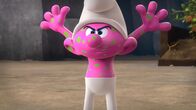 Die Schlümpfe – Gargamel testet einen Zaubertrank, der ihn in einen Schlumpf verwandeln soll - allerdings stimmt die Farbe noch nicht.