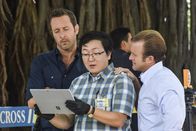 Hawaii Five-0 – (v.li.) Alex O'Loughlin (Steve McGarrett), Masi Oka (Dr. Max Bergman), Scott Caan (Danny 'Danno' Williams).