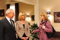 Sturm der Liebe – (v.l.n.r.) Werner (Dirk Galuba); Charlotte (Mona Seefried); Rosalie (Natalie Alison)