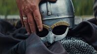 Vikings - Die wahre Geschichte – Die Wikinger bereiten sich auf jenen Angriff vor, der ihre Epoche im Jahr 793 einläuten soll: Den Sturm auf die Insel Lindisfarne.