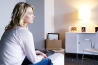 The Last Man on Earth – Melissa (January Jones) braucht dringend ihr Medikament, doch können Todd und Gail wirklich die richtigen Pillen finden?
