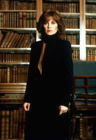 Hart aber herzlich – Jennifer Hart (Stefanie Powers)