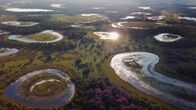 Naturwunder Pantanal – Überall im südliches Pantanal gibt es Seen, die das Land wie riesige Punkte übersähen