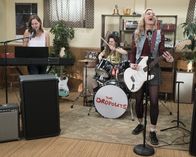 The Goldbergs – (v.l.n.r.) Erica Goldberg (Hayley Orrantia); Erica Valley (Alison Rich); Lainey Lewis (AJ Michalka)