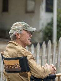 The Mule – Earl Stone (Clint Eastwood).