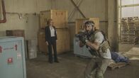 Hawaii Five-0 – Doris McGarrett (Christine Lahti, l.); Steve McGarrett (Alex O'Loughlin, r.)