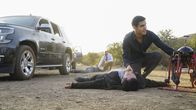 Scorpion – Als ein Drogenschmuggel auffliegt, werden Walter (Elyes Gabel, oben) und sein Team um Hilfe gebeten, doch dann gerät der Einsatz außer Kontrolle ...
