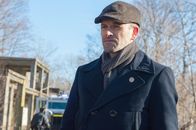 Elementary – Muss einen Diebstahl in einem Zoo aufklären: Holmes (Jonny Lee Miller) ...
