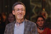 Sternstunde Religion – Sternstunde Religion Spiritualität im Alltag – Was verleiht dem Leben Tiefe? «Wolkenbruch»-Autor Thomas Meyer Copyright: SRF