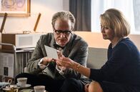 Die Neue Zeit – Gropius (August Diehl) berichtet Stine Branderup (Trine Dyrholm) von den Anfangsjahren des Bauhaus. Aber er verschweigt ihr auch vieles.