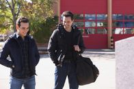 Chicago Fire – Chicago Fire Staffel 10 Folge 8 Annäherung: Alberto Rosende als Gallo, Brett Dalton als Jason Pelham