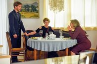 Um Himmels Willen – Um Himmels Willen (2020)