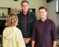 Single Parents – L-R: Douglas Fogerty (Brad Garrett) and Will Cooper (Taran Killam)