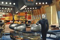 Fantomas gegen Interpol – Von seinem futuristischen Hauptquartier aus plant Fantomas (Jean Marais) all seine grausamen Straftaten ...