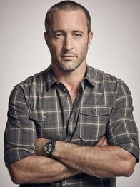 Hawaii Five-0 – (8. Staffel) - Als ehemaliger Navy SEAL kämpft Steve McGarrett (Alex O'Loughlin) mit seinen Kollegen als Leiter der Hawaii Five-0 Task Force gegen das organisierte Verbrechen.