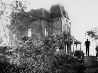 Psycho – Motelbesitzer Norman Bates (Anthony Perkins) wohnt im Haus seiner Mutter