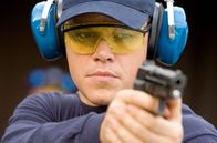 Departed - Unter Feinden – Colin (Matt Damon) hat hohe Ziele: Er möchte nicht nur ein hochrangiger Polizist werden, sondern auch der beste Maulwurf für seinen Mentor, den Gangsterboss Costello, sein.
