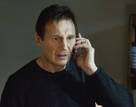 96 Hours – Ex-Geheimagent Bryan Mills (Liam Neeson) hat nur 96 Stunden Zeit, um seine gekidnappte Tochter aus den Fängen albanischer Mädchenhändler zu befreien.