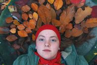 SRF school: Das Waldtagebuch – Im Herbst nehmen die Blätter die gleiche Farbe an wie Cloes Haare.